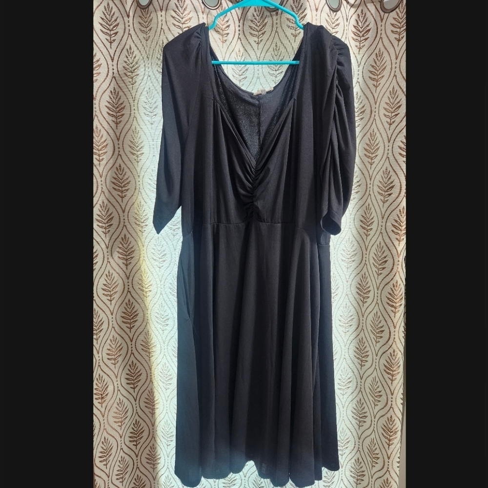 Black Midi Dress with Ruched V-Neck